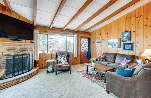 Mountain Club House | Mtn Views and Multi-Level Deck Prescott Paradise!