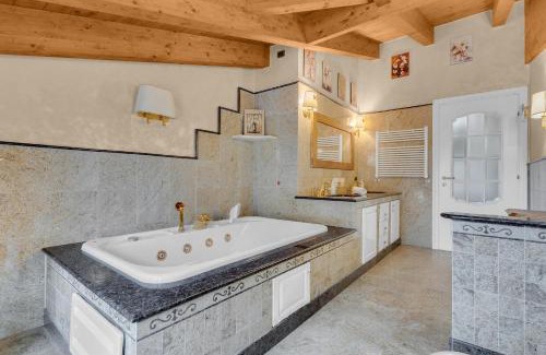 Pelucca - Villaggio Falck Apartment | MUG7 -Sesto San Giovanni - Prestige House -