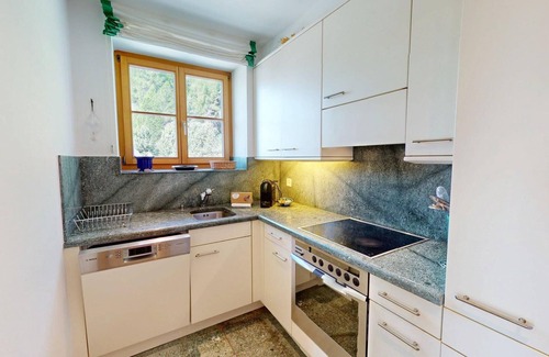 Silvaplana Apartment | Multi-family house in a sunny and quiet location in Silvaplana, just a few minut