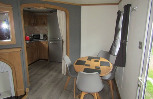 Mablethorpe and Sutton House | Multiple dogs welcome FREE - Static Caravan in private grounds next to the beach