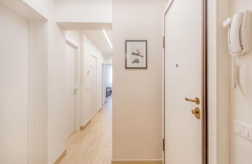 Buon Pastore-Sant'Agnese-San Damaso Apartment | Mutina LuxLife Home close to Center - Free Parking