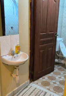 Voi Bed & Breakfast | Mwango Deluxe Apartments
