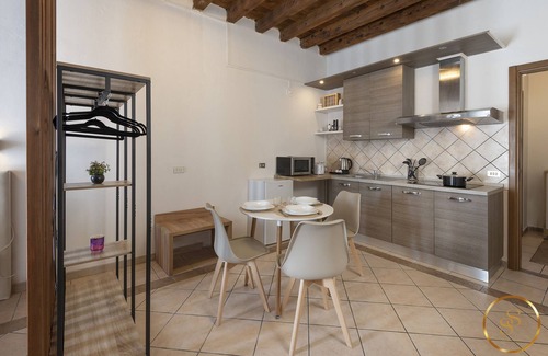 Somma Lombardo Apartment | [MXP Airport - Ticino Natural Park] Free parking