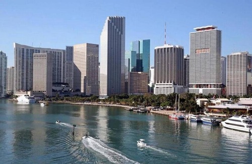 Coral Way Apartment | My lovely home in Miami 15 minutes from the Beach