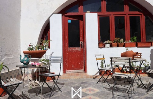 Mertola House | MyStay - The Viscount's House | Twin