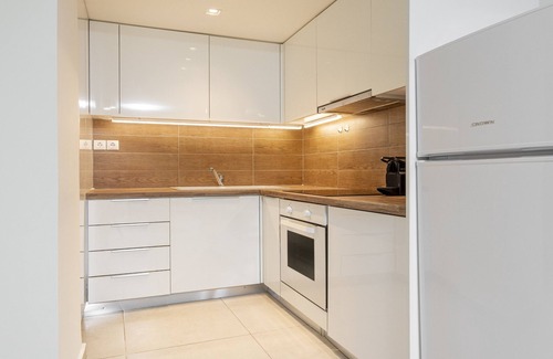 Vouliagmeni Apartment | Mystique 1BD Apartment by BluPine