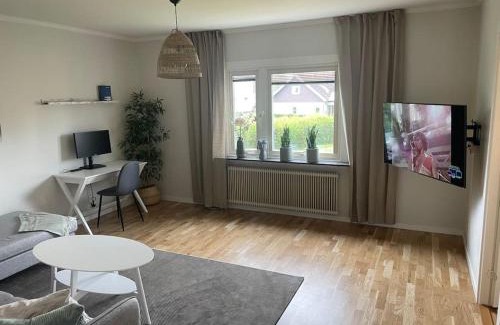 Alingsas Apartment | Nära till centrum och natur 2:a