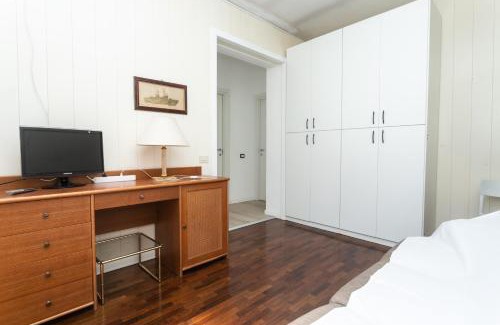 Numana Apartment | N039 - Numana, villa con giardino a due passi dal mare