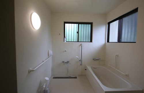 Taketomi-jima Taketomi-cho Apartment | Na-taya-なーたやー 全国旅行支援参加施設 穴場の天然ビーチすぐのバリアフリー貸切宿 満点の星とBBQ