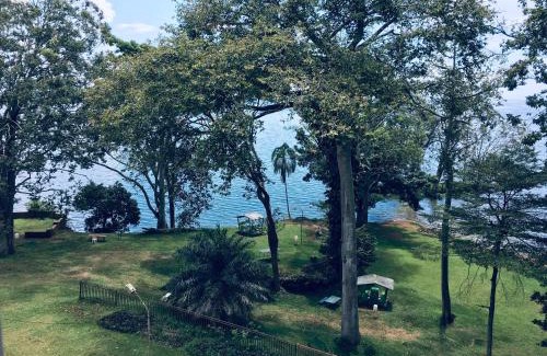 Entebbe Hotel | Nabinoonya Resort Beach
