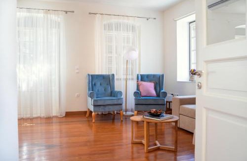 Aegina Town Apartment | Naias Aegina, Sea-front apartment 95 sqm