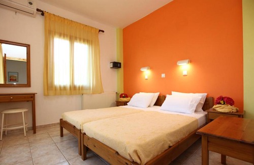 Chrisi Akti Apartment | Nama Apartments