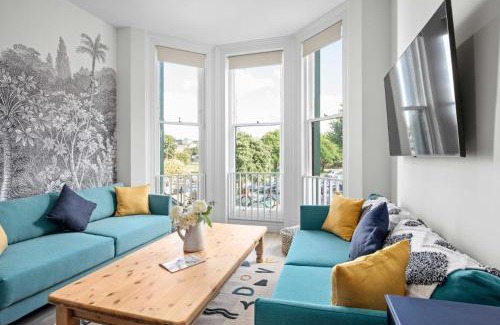 Brighton City Centre House | Narrow House - Free Parking By My Getaways