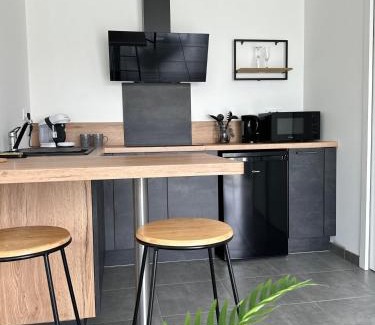 Alencon Apartment | Nathôme 5