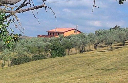 Montopoli di Sabina House | Nature and music in the Sabine countryside