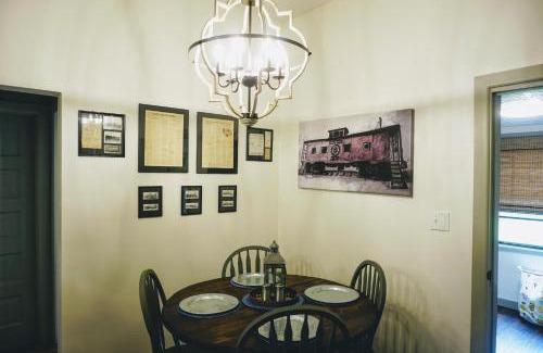 Hernando House | Nature Coast Rail House