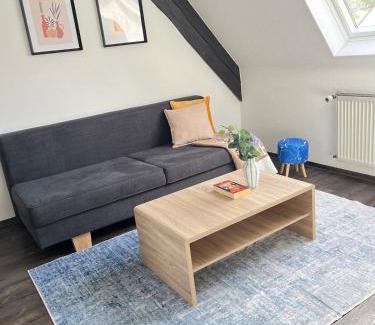 Tiefenbronn Apartment | Nature I Bike path I Wildlife park I Kitchen I Parking