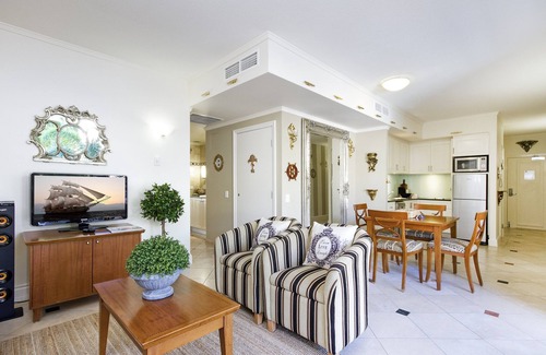 Noosa Heads Apartment | Nautical Romance in Noosa