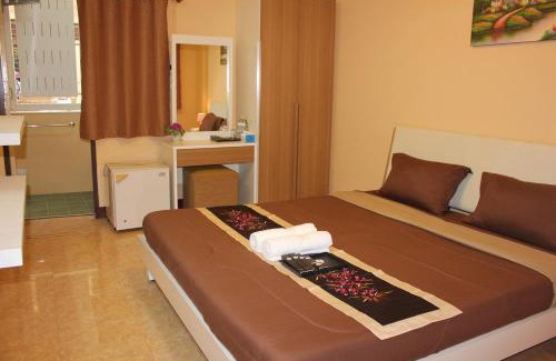 Khlong Nung Hotel | Navavilla Serviced Apartment