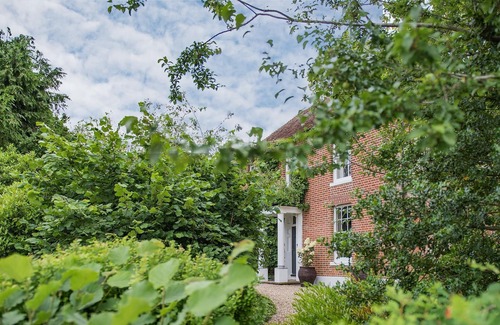 Canterbury Cottage | Neals Place - outdoor pool, large family house, city views