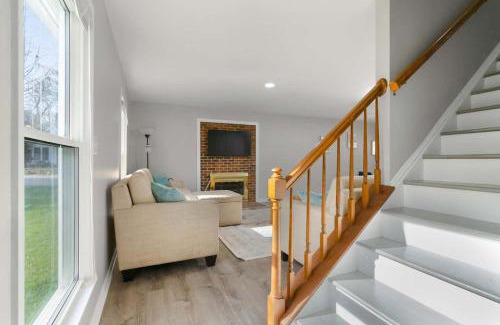 Southwest Raleigh House | Near NC State Campus & Downtown - The Maple Marvel