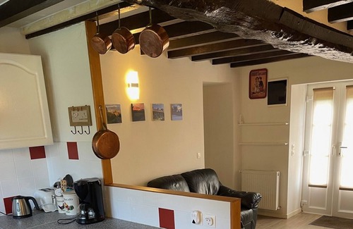 Notre-Dame-du-Rocher Cottage | Near Roche D'Oetre national park, canoe, walking and cycling