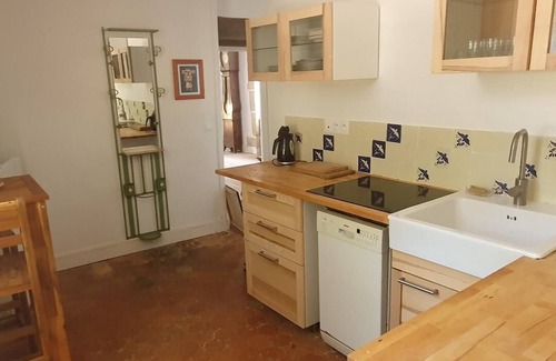 Amazy House | Near Vezelay and the Morvan lakes, in the peace and quiet of the Château's grounds