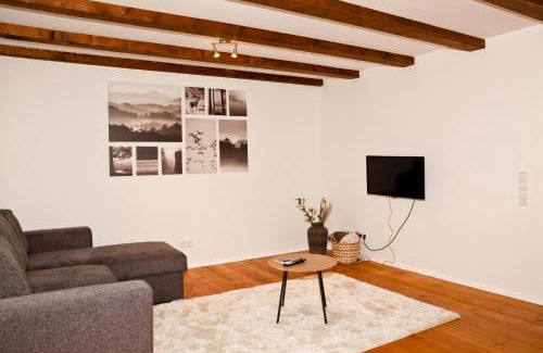 Neuenstein Apartment | Neben der Kirche