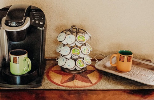 Bastrop Bed & Breakfast | Need to just get away? We're your perfect place! Peace, Quiet and Great View.