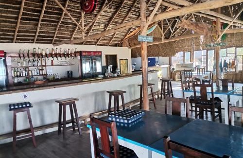 Inhambane Apartment | Neptune's Lodge and Beach Bar