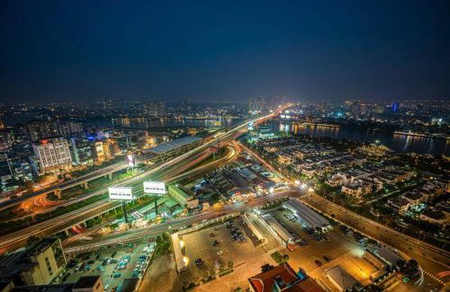 Hang Xanh Apartment | Nest365 - Landmark 81 Vinhomes Central Park