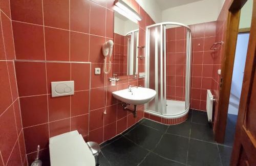 Kolin 2 Apartment | neVINNÉ Apartmány
