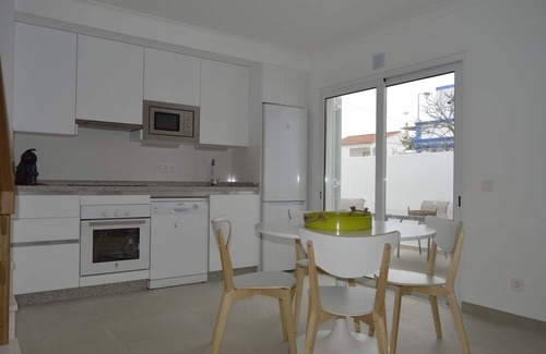 Manta Rota Villa | New and complete house, 300 mtrs from Manta Rota beach
