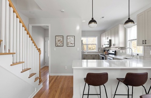 Southwest Raleigh House | NEW and Modern Home Mins from DT Raleigh