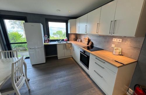 Selje Apartment | New apartment by the fjord