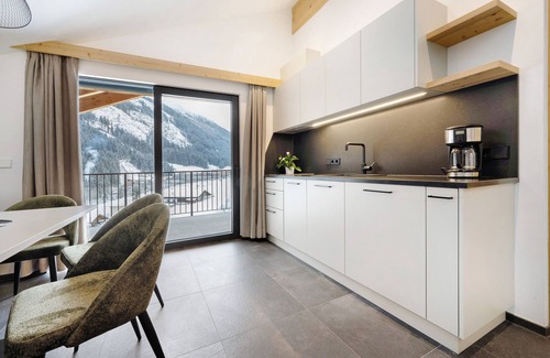 Fleres Apartment | New: Apartment 'Chalet Tribulaun - Apt 3' with Mountain View, Shared Terrace and shared Sauna