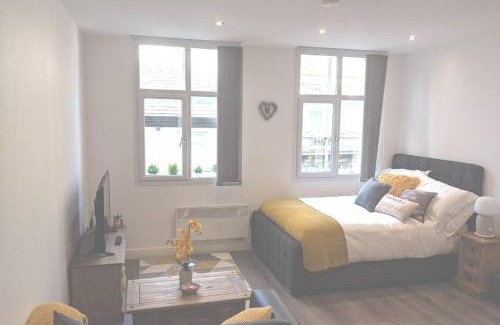 Bradford Apartment | NEW APARTMENT - Offline Bookings on 079-504-13594