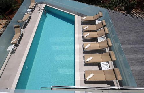 Icici Apartment | New apartment with swimming pool near the beach