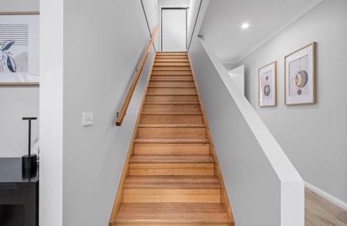 Beechworth House | New Central 2 bedroom townhouse
