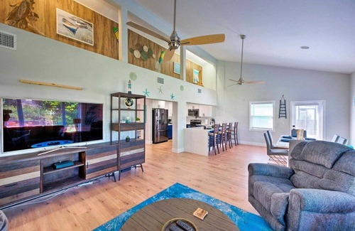 Bonita Springs House | NEW! Clean, Cozy Beach home w/Ocean Access, 5Mi to Beach