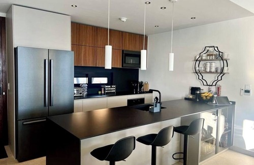 Pelican Key House | New Condo Eternal Sea