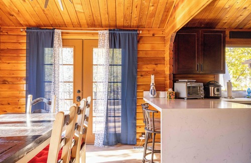 Prescott Cabin | NEW! CozyCreekCabin-Treehouse-Large Deck-Mountain Home