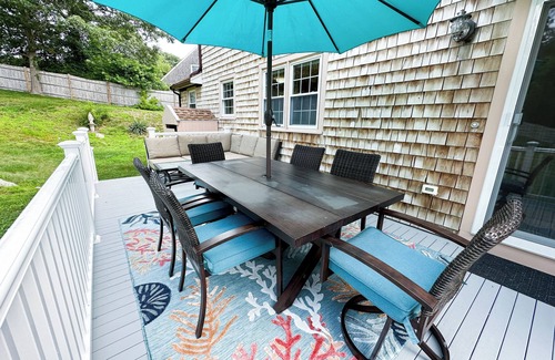 Manomet House | New design, 7-minute Walk to Beach, Backyard, Deck