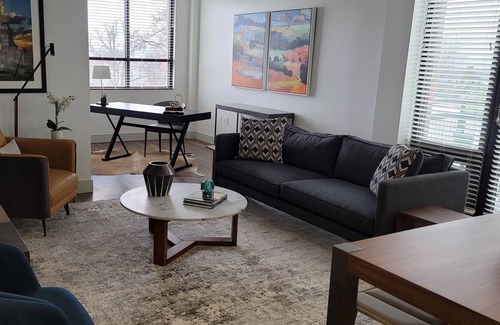 Cherry Street Apartment | New Executive Lofts on Cherry Street 404