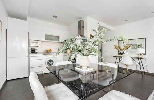 Justicia Apartment | New Heima Colon Square