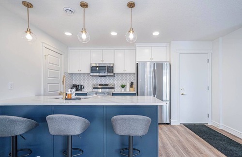 Calgary House | NEW Home, Double Car Garage & Close to Airport