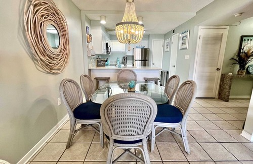 Gulf Shores Condo | NEW LISTING: Cute Family Friendly Condo in a Fantastic Location! Buena Vista