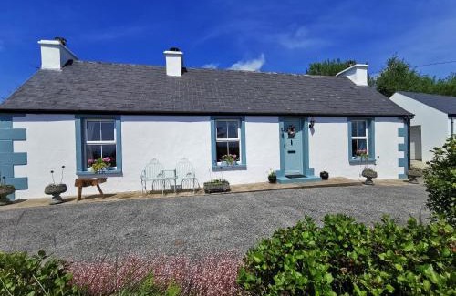 Bruckless House | New Listing - Ladybird Cottage - Donegal - Wild Atlantic Way