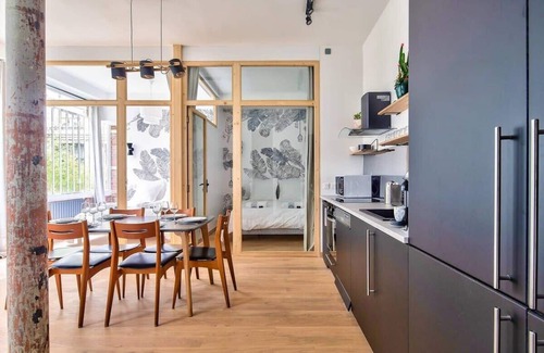 Quartier de la Porte-Saint-Denis Apartment | NEW Loft Apt in the Heart of Paris - An Ecoloflat