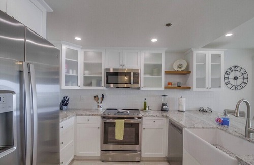 Crown Point Condo | NEW Murphy Bed+BIKES! Sail Bay - Bayfront+parking